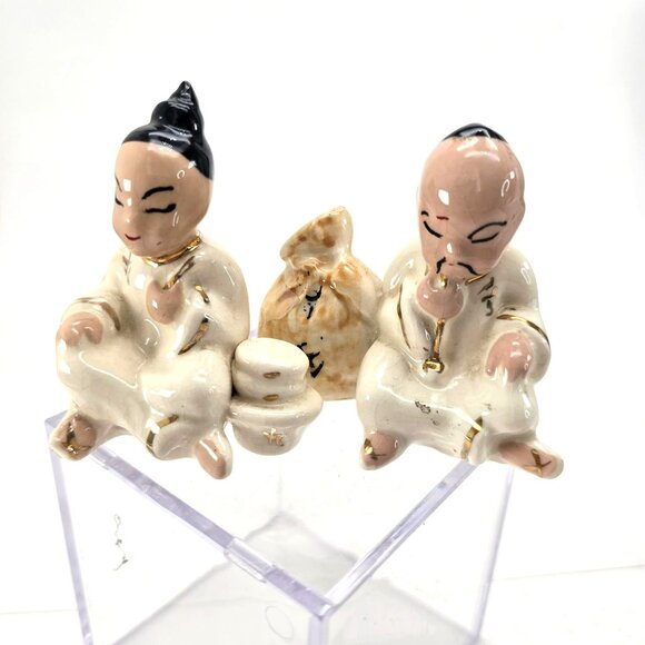 Vintage Seated Oriental Ceramic Figurines Set With Coin Pouch Motif je223 - Picture 1 of 10